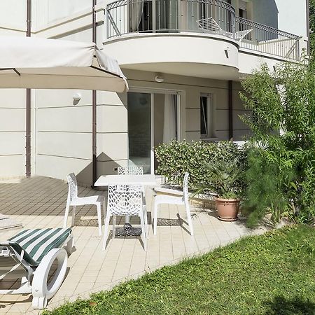 Residence Hamilton Riccione Exteriér fotografie