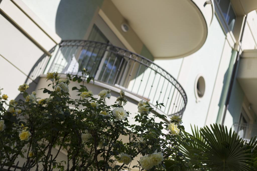 Residence Hamilton Riccione Exteriér fotografie